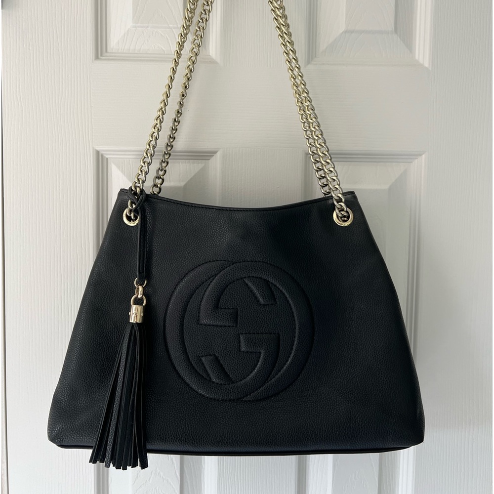 Gucci Soho Black Leather Medium Bag chain and leather straps, leather tassel.